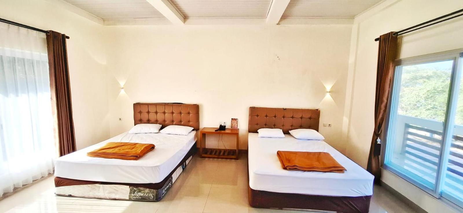 Hotel Cipunaga Ciemas Kültér fotó
